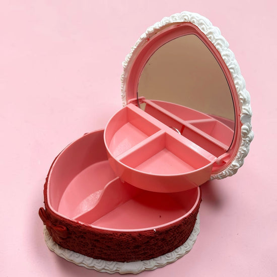 Velvet Cake Jewelry Box
